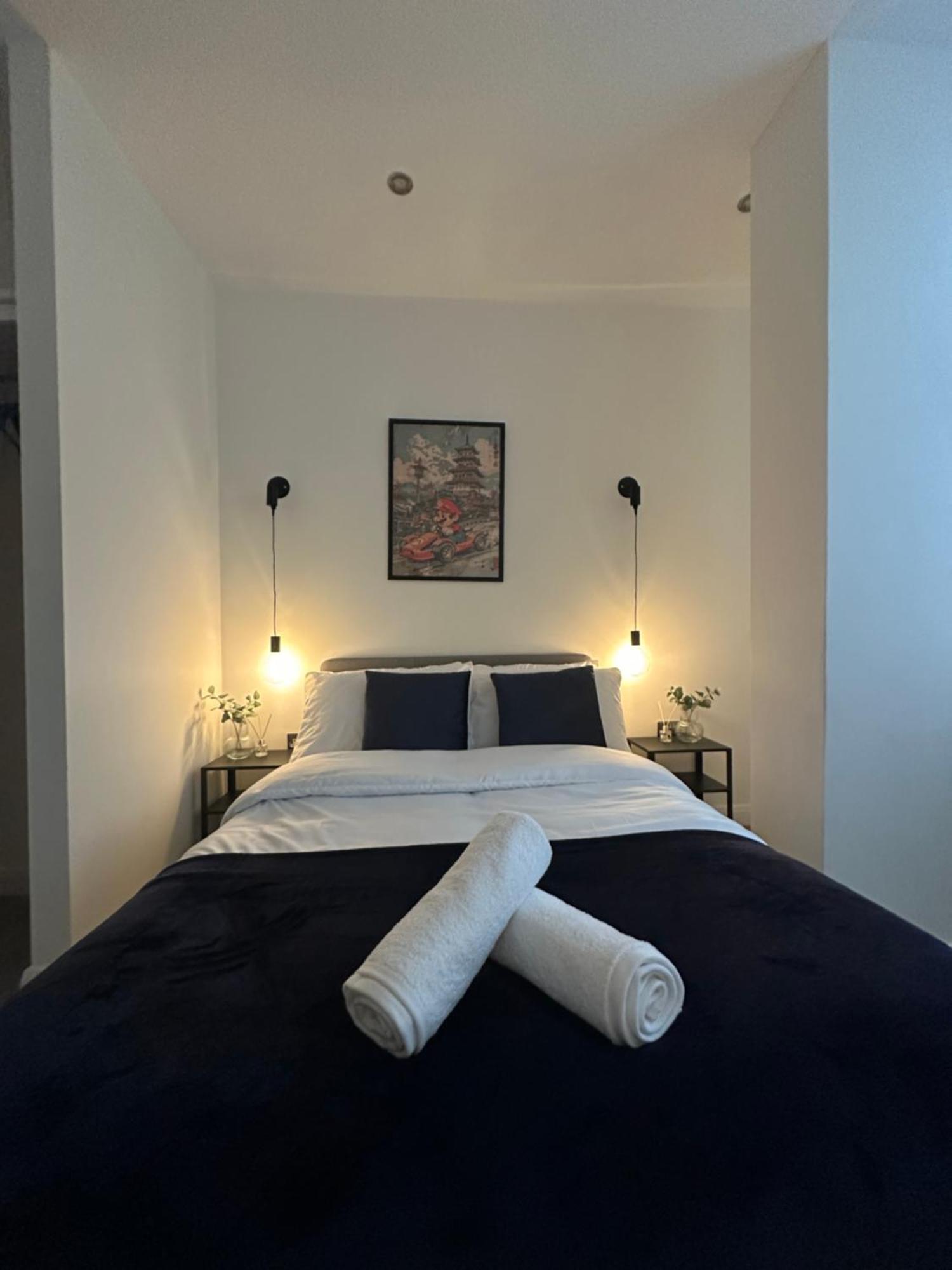 Retro Suite A Luxury Apartment With King Size Bed Wii Games And Entertainment Лестер Екстер'єр фото